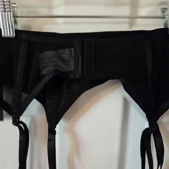 Sexy Black Garter Belt with Lace and Faux Leather - Déesse Collection - Size 14 - Picture 5 of 6